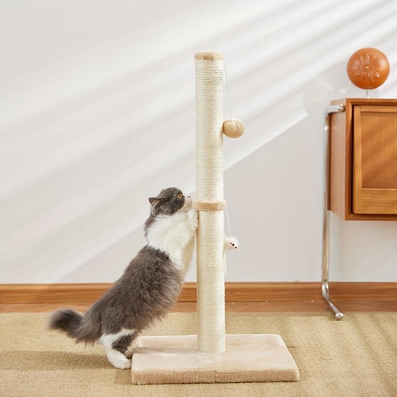 Scratch post with durable sisal rope